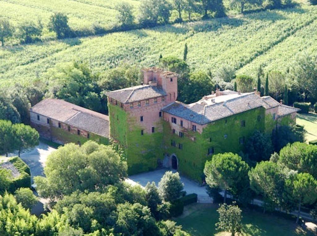 Castello Di San Fabiano Guest House มอนติโรนี ดาร์เบีย ภายนอก รูปภาพ