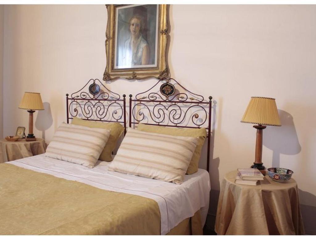Castello Di San Fabiano Guest House มอนติโรนี ดาร์เบีย ห้อง รูปภาพ
