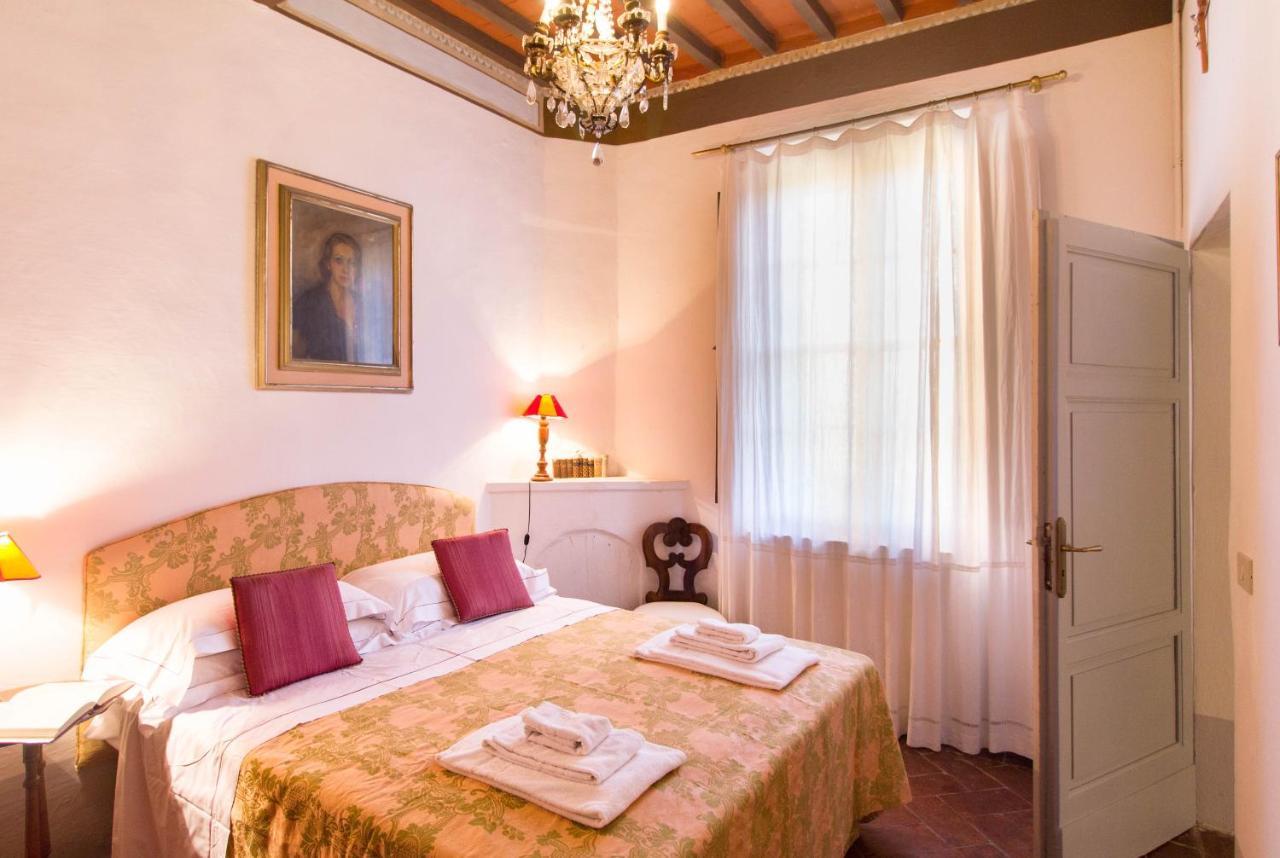 Castello Di San Fabiano Guest House มอนติโรนี ดาร์เบีย ภายนอก รูปภาพ