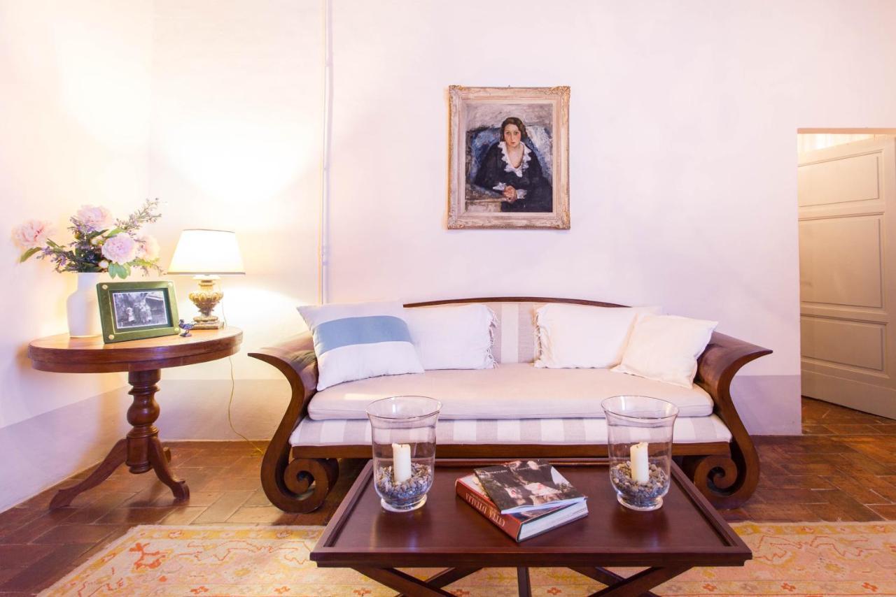 Castello Di San Fabiano Guest House มอนติโรนี ดาร์เบีย ภายนอก รูปภาพ